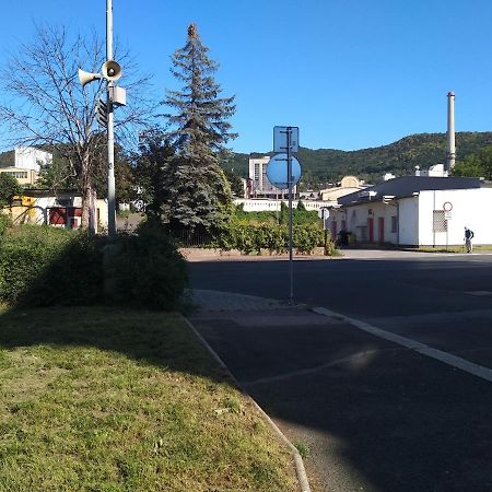 Lucka Lägenhet Ústí nad Labem Exteriör bild